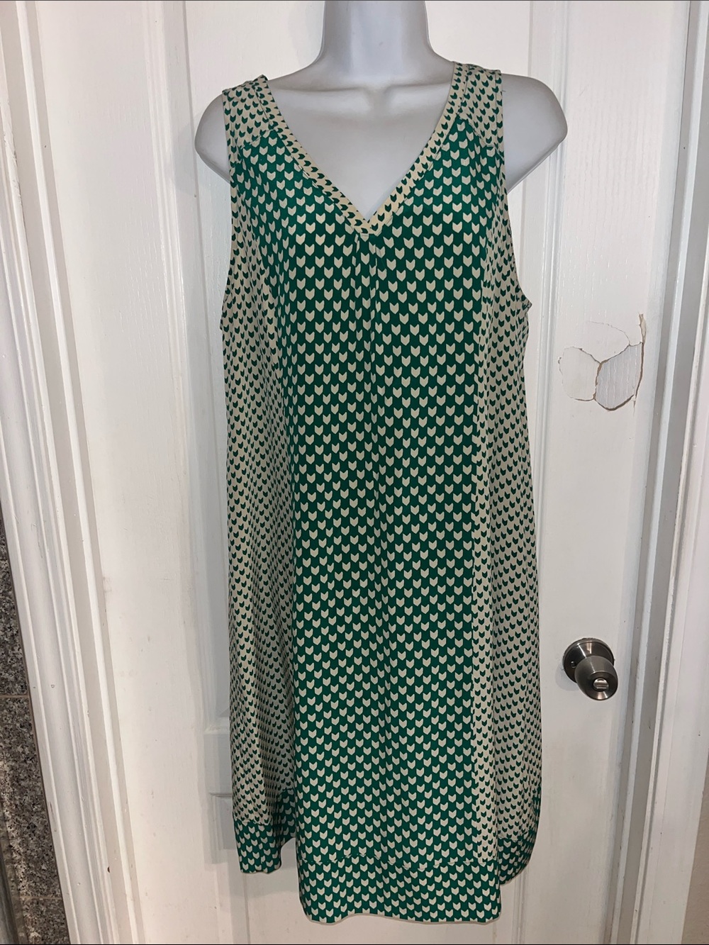 Fossil 100% Silk Green Arrows Loose Dress Size large